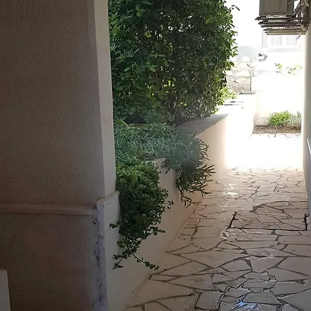 Tomy - One Bedroom With Balcony And Sea View 1 Apartamento *