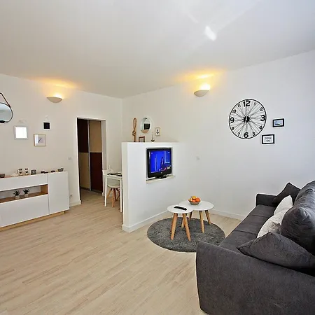 Apartamento Tomy - One Bedroom With Balcony And Sea View 1 Sutivan